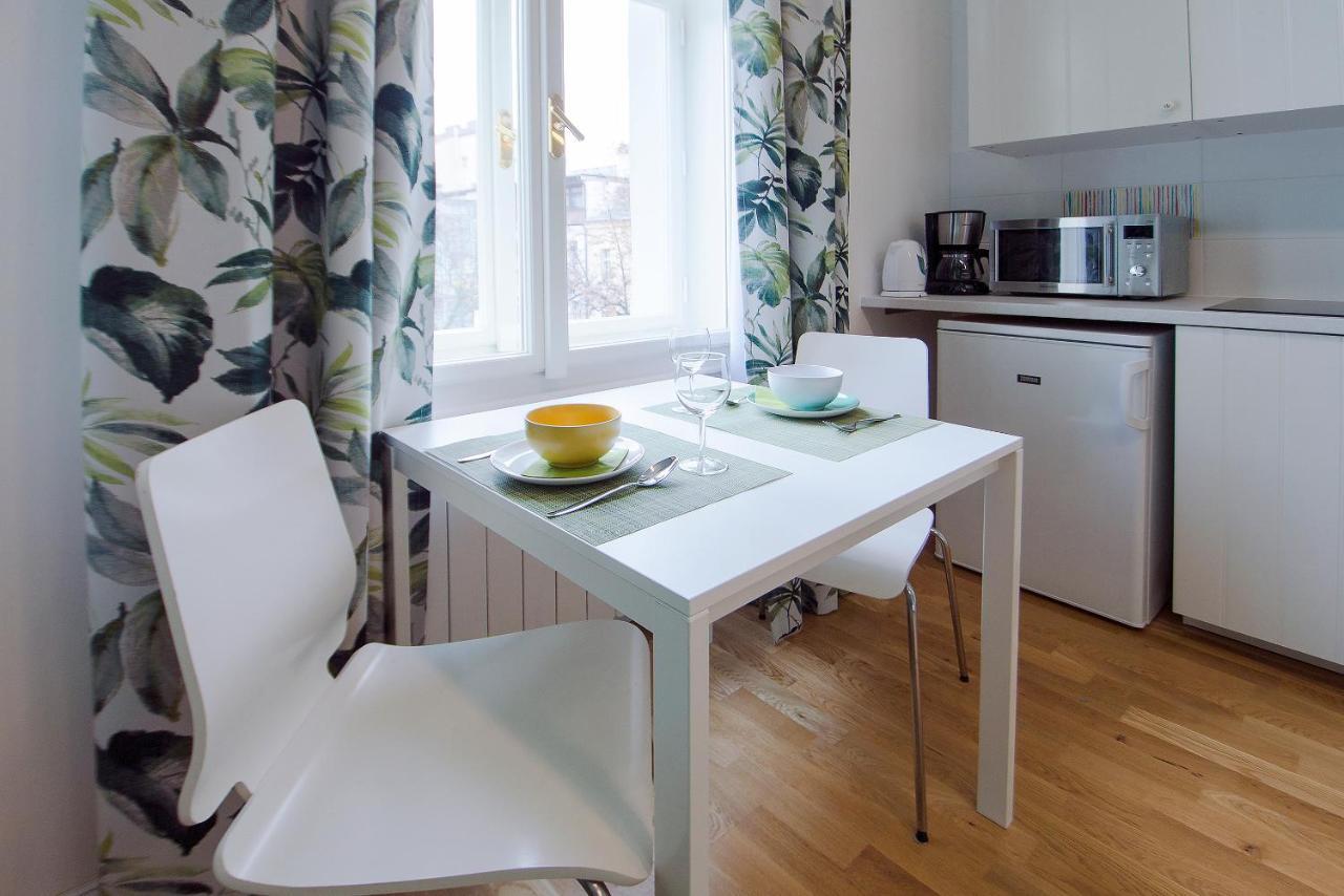 Modern Apartment Spanelska براغ المظهر الخارجي الصورة
